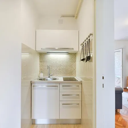 Laurel Apartament