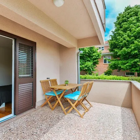 Laurel Апартаменты Задар