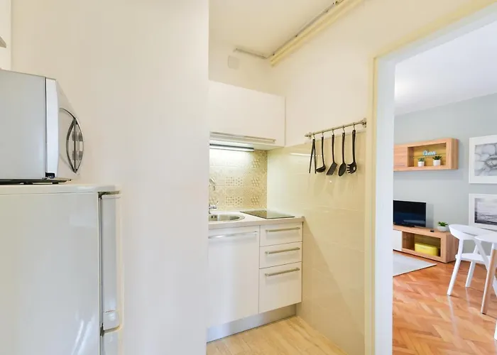 Laurel * Ζαντάρ