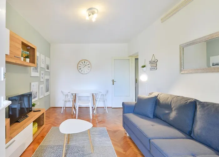 Laurel Διαμέρισμα *